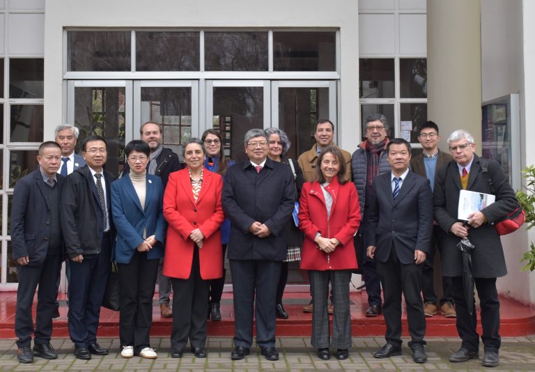 Delegación de la Universidad Politécnica de Wuhan-China, visita la UBB para abrir espacios de colaboración mutua