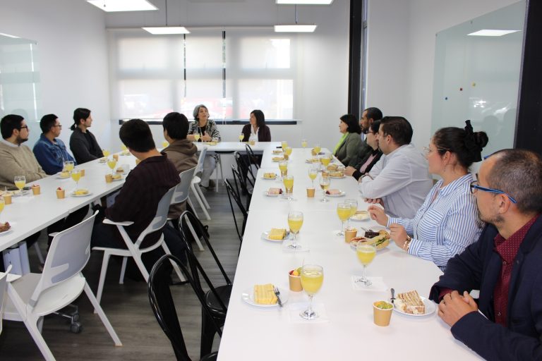 Postgrado UBB invitó a un desayuno a los estudiantes de magíster y doctorado beneficiados con Beca ANID 2025
