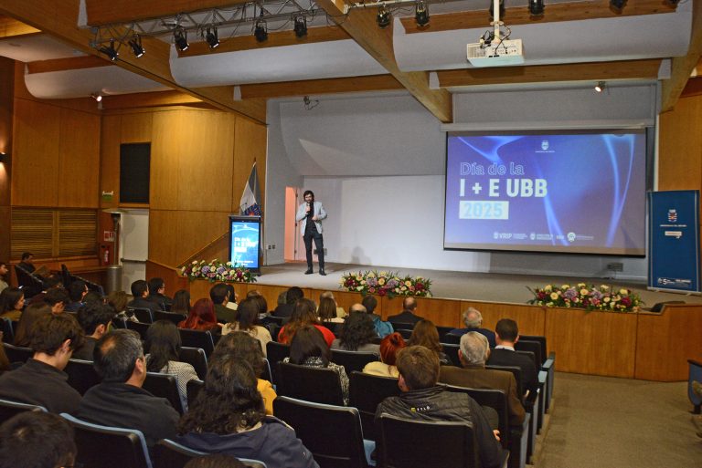 UBB celebra el Día de la Innovación y el Emprendimiento (I+E UBB) 2025 con emotivo reconocimiento a líderes en I+D+i+e