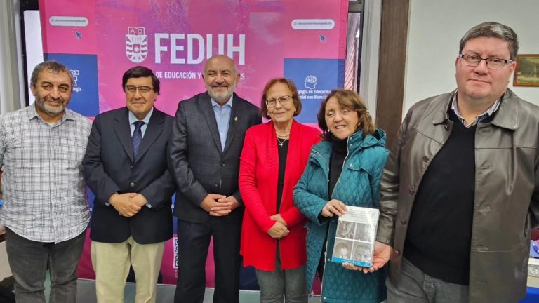 Reflexión histórica y crítica marca el inicio del Año Académico del Magíster en Ciencias Sociales