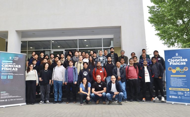 Académicos y estudiantes se reúnen para fortalecer la formación avanzada en Física en la UBB