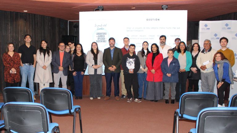 Proyecto UBB valida innovador nanomaterial para reducir olores en la industria pesquera