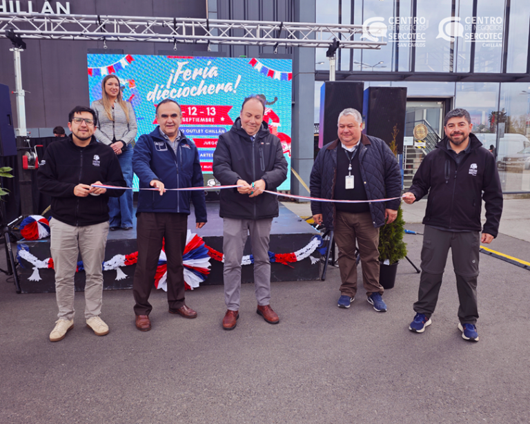 Emprendedores del CDN Sercotec San Carlos llevaron productos y tradiciones de Ñuble a Feria Dieciochera en Vivo Outlet Chillán